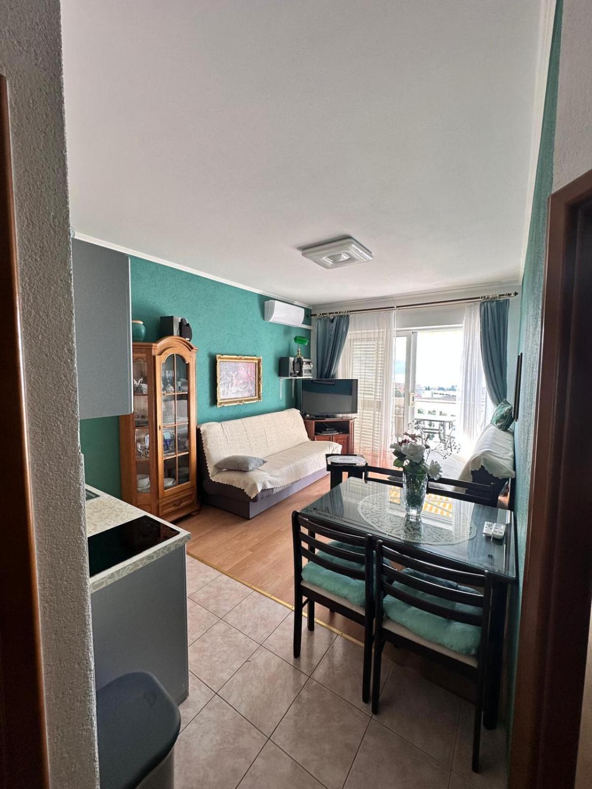 Apartmani Djurda Krk Town Eksteriør bilde