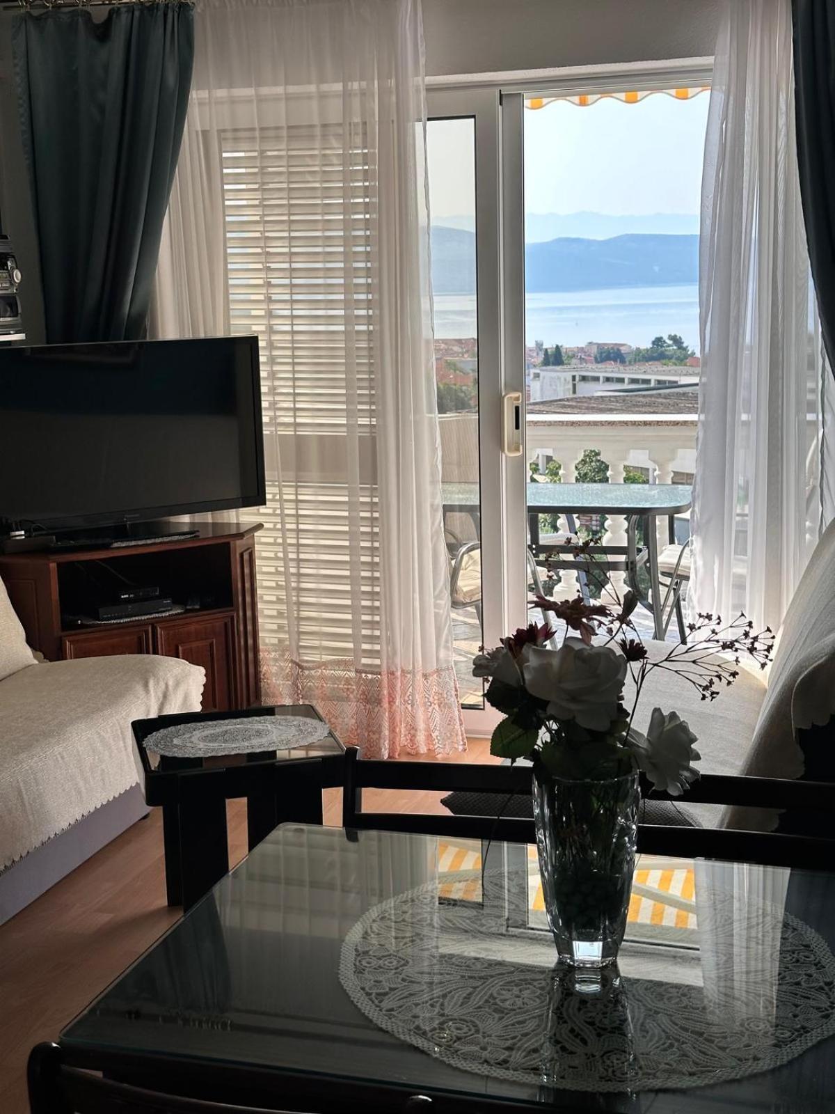 Apartmani Djurda Krk Town Eksteriør bilde