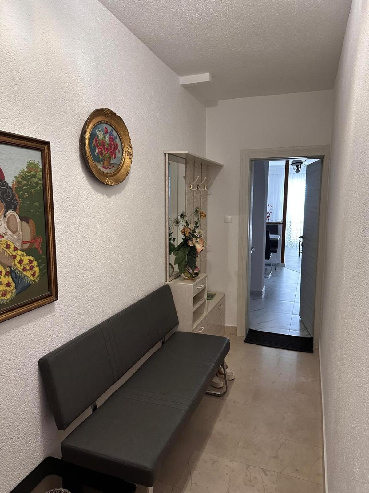 Apartmani Djurda Krk Town Eksteriør bilde